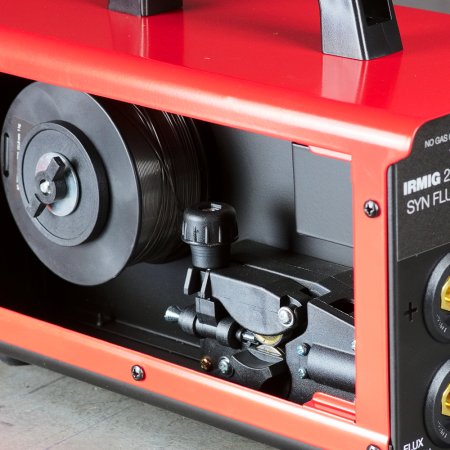 Полуавтомат сварочный FUBAG IRMIG 200 SYN FLUX в Йошкар-Оле фото